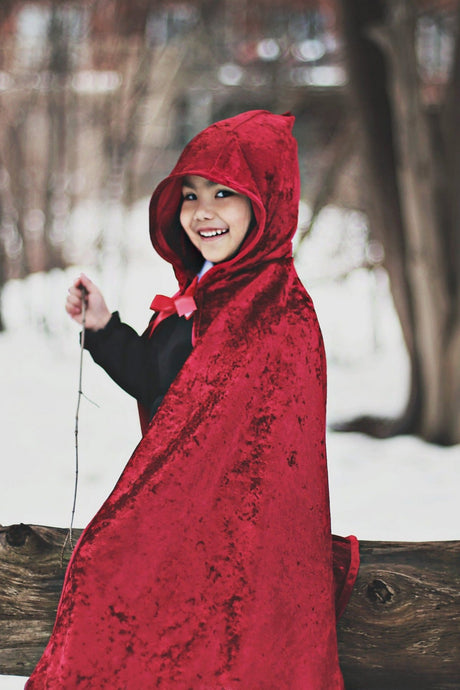 Little Red Riding Hood Cape (Size 7-8)