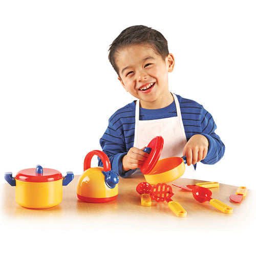 Pretend and Play® Cooking Set